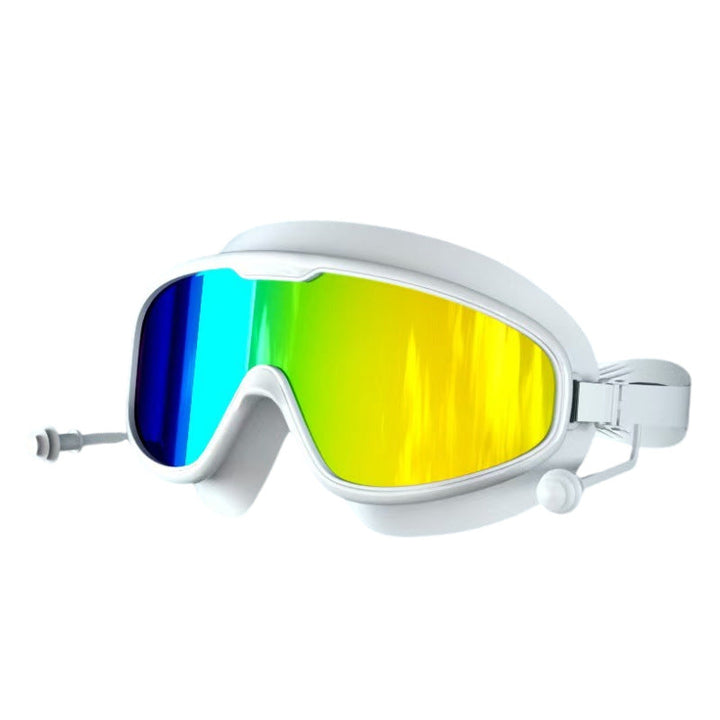 Diving mask with field of vision optimization and anti-fog technology Kalsten