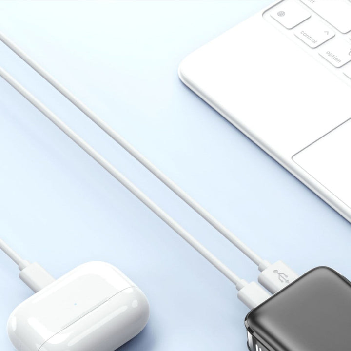 Portable power bank with fast USB-C charging function and integrated LED display Kalsten
