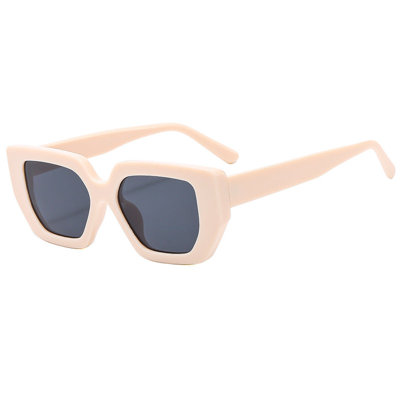 Women modern geometric sunglasses with striking frame Kalsten