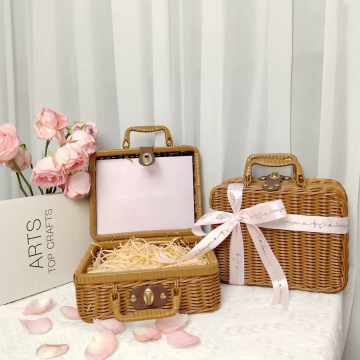 Ladies stylish and practical rattan cosmetic box Kalsten