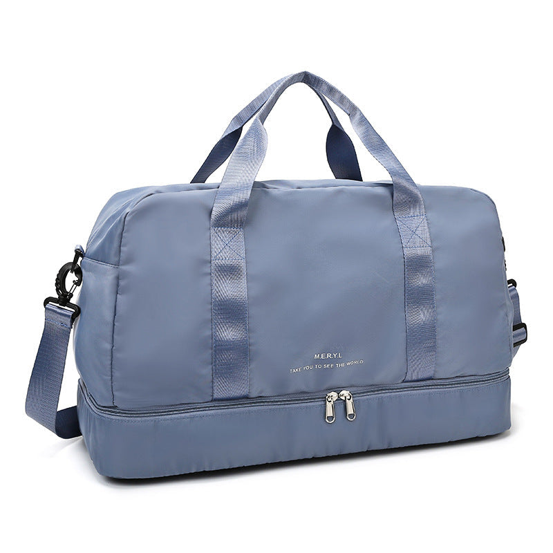 Sporty travel bag with adjustable shoulder strap Kalsten
