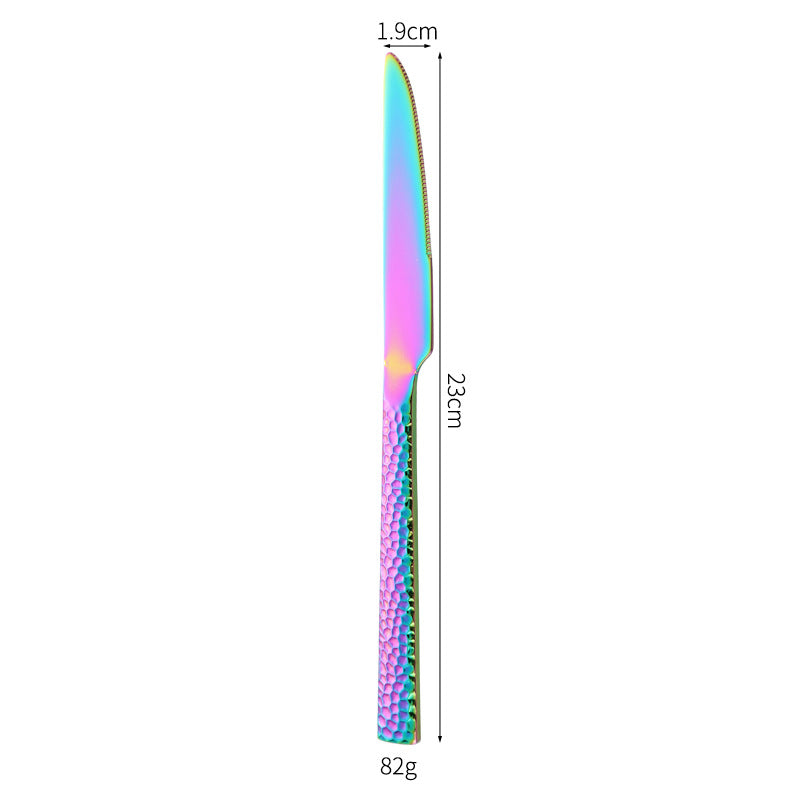Elegant spoon with unique surface design Kalsten