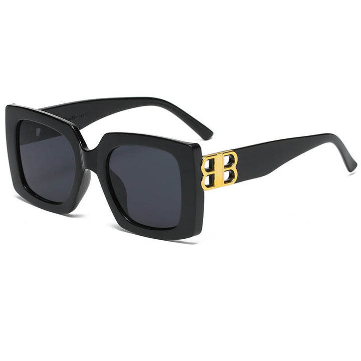 Ladies oversized sunglasses with elegant design and luxurious details Kalsten