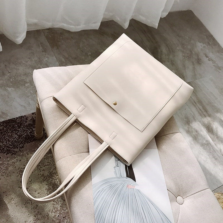 Elegant Leather Handbag Kalsten