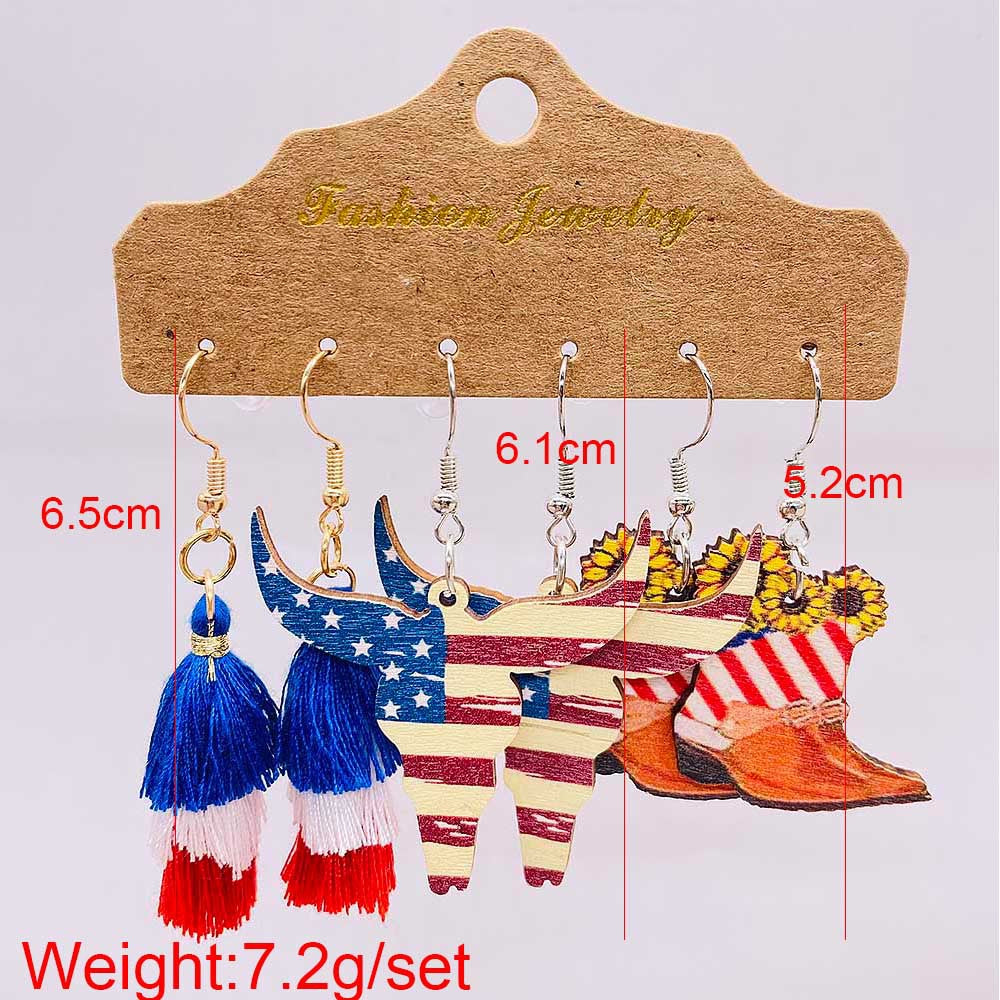 Women’s American-inspired earring set made of lightweight wood and acrylic with drop and letter charms Kalsten