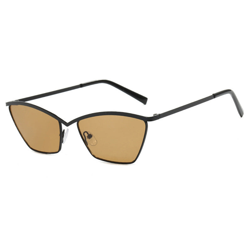 Women's fashionable Cat-Eye sunglasses with elegant metal frame Kalsten