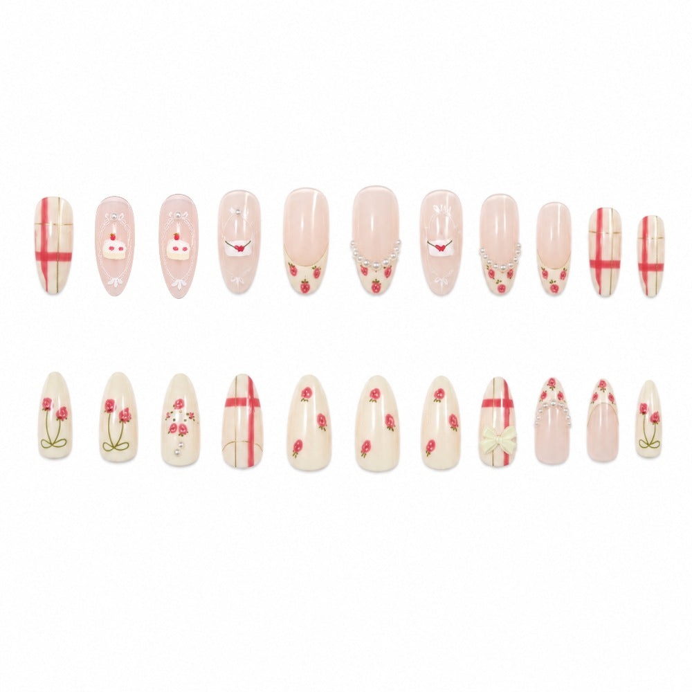 Creative artificial nails with detailed 3D motifs Kalsten
