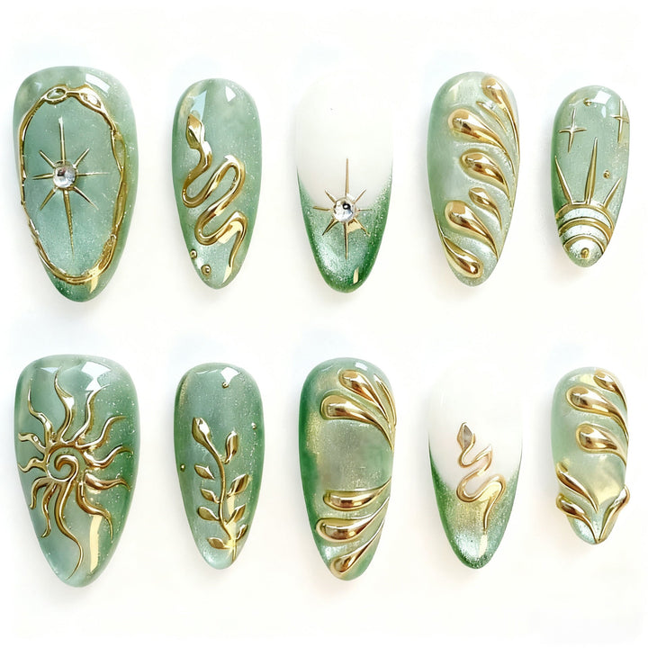 Artificial nails with elegant gold design Kalsten