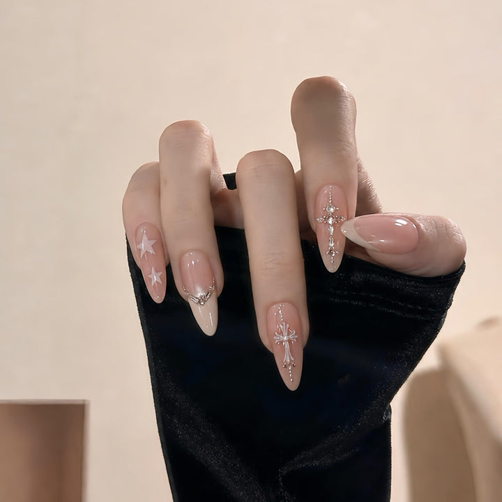 Artificial Art Nails with Glamorous Rhinestone and Star Appliqués Kalsten