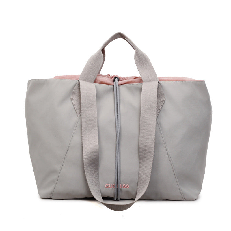 Sporty Travel Bag With Innovative Inner Pocket Kalsten