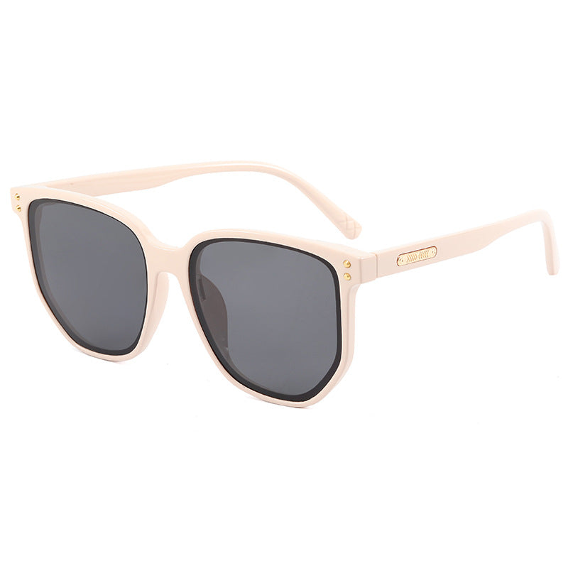 Women's Fashionable Oversized Sunglasses with Sturdy Plastic Frame Kalsten