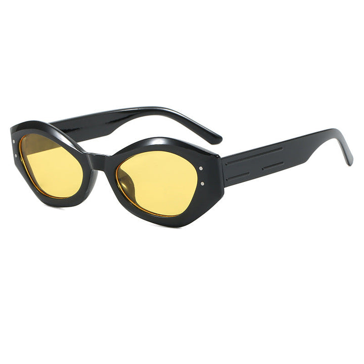 Women's Cat-Eye Sunglasses with Modern Design and Wide Frame Kalsten