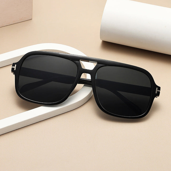 Ladies fashionable square sunglasses with sturdy frame Kalsten