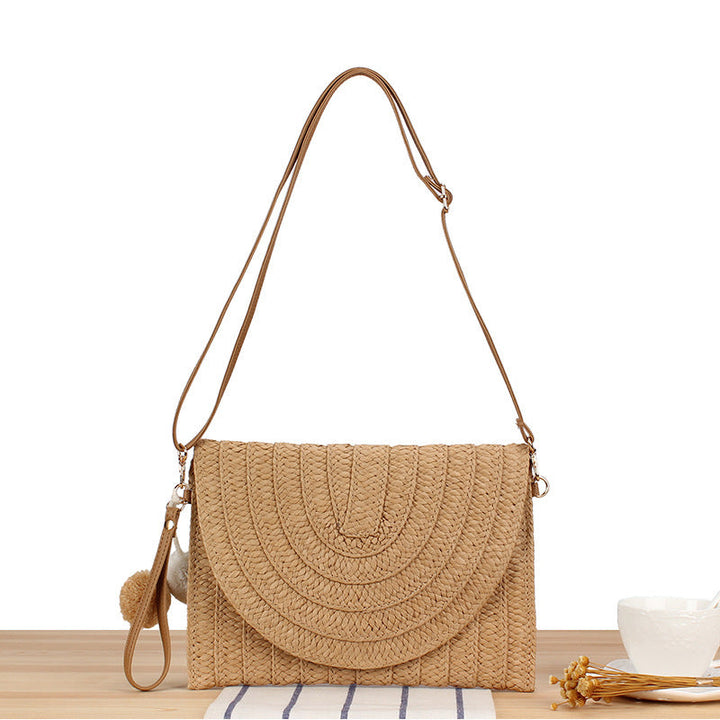 Fashionable Shoulder Bag Made of Braided Straw Kalsten