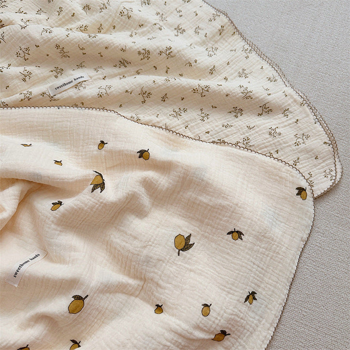 Unisex Cozy Muslin Blanket with Delicate Flower Pattern Kalsten