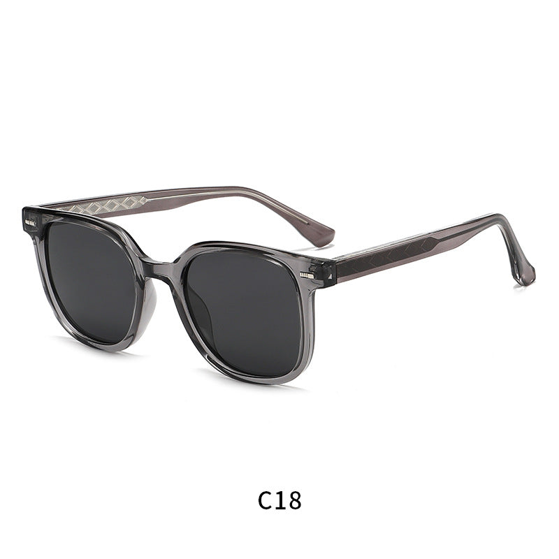 Ladies elegant sunglasses in contemporary style Kalsten