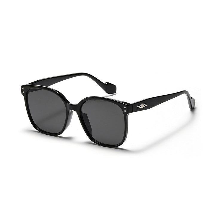 Women's sunglasses with a stylish tortoiseshell frame and UV protection Kalsten