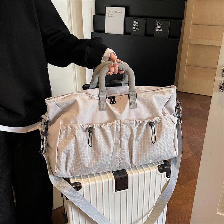 Multifunctional Travel Bag with Ergonomic Carrying Options Kalsten