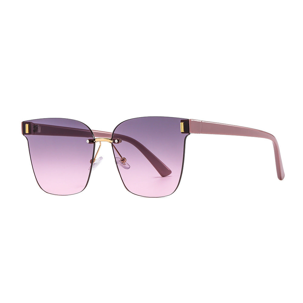 Women’s sunglasses in a modern design with a wide frame Kalsten