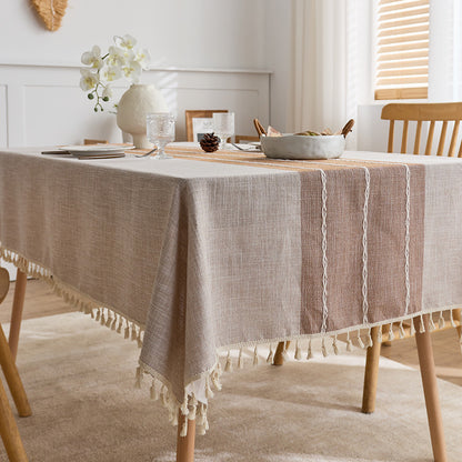 Elegant Dining Table Linen