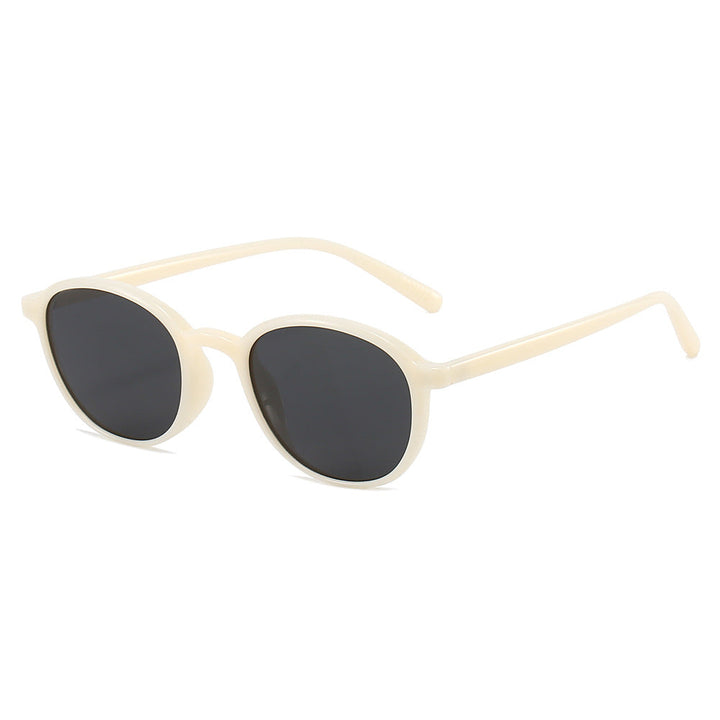 Ladies fashionable sunglasses in classic oval design Kalsten