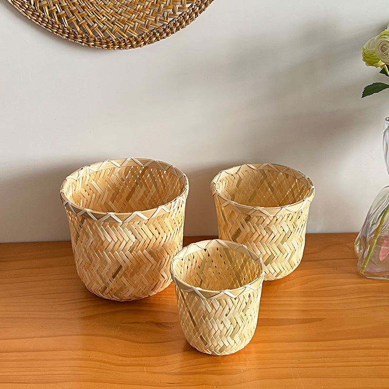 Handcrafted storage basket made of bamboo fiber Acalora