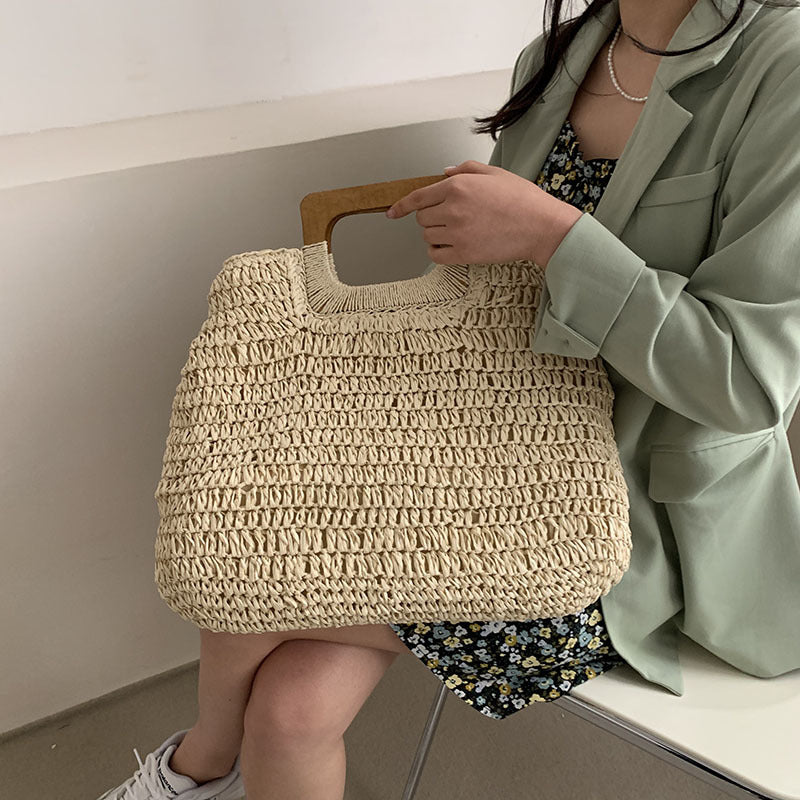 Designer handbag with practical wooden handle Kalsten