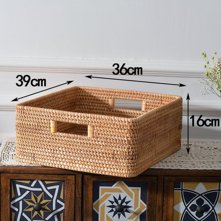 Women rectangular storage basket made of natural material Kalsten