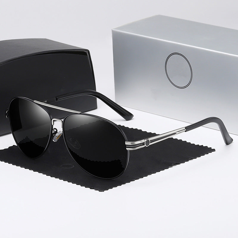 Women's elegant sunglasses with slim frame and UV protection Kalsten