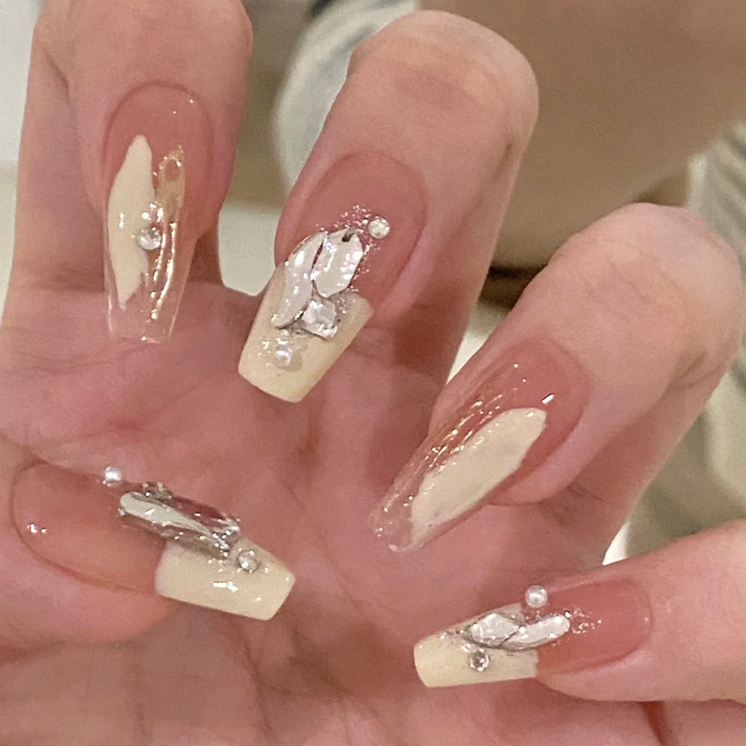 Artificial Glamorous Heart Nail Tips Kalsten