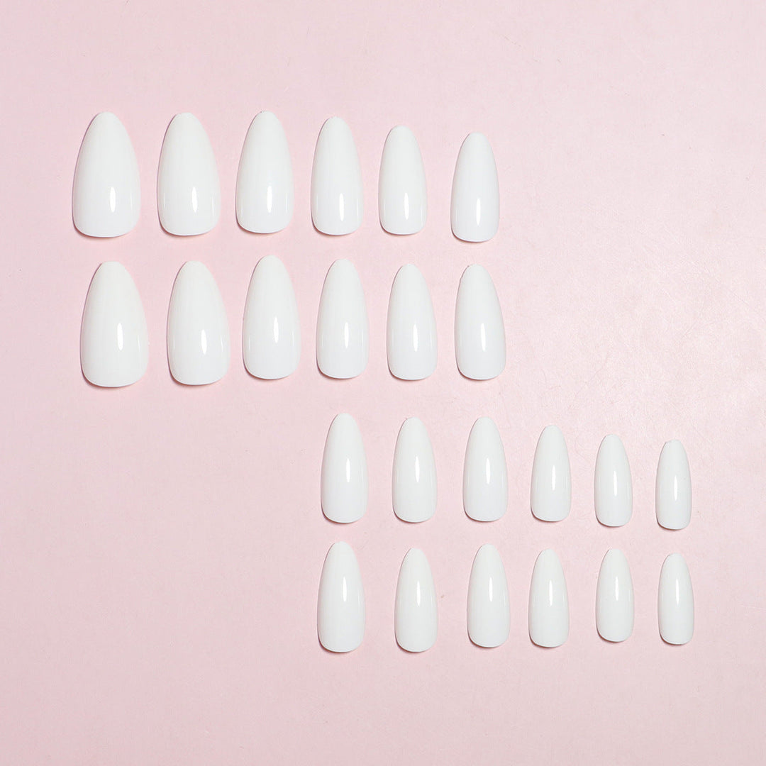 Elegant DIY Press-On Nail Set Kalsten