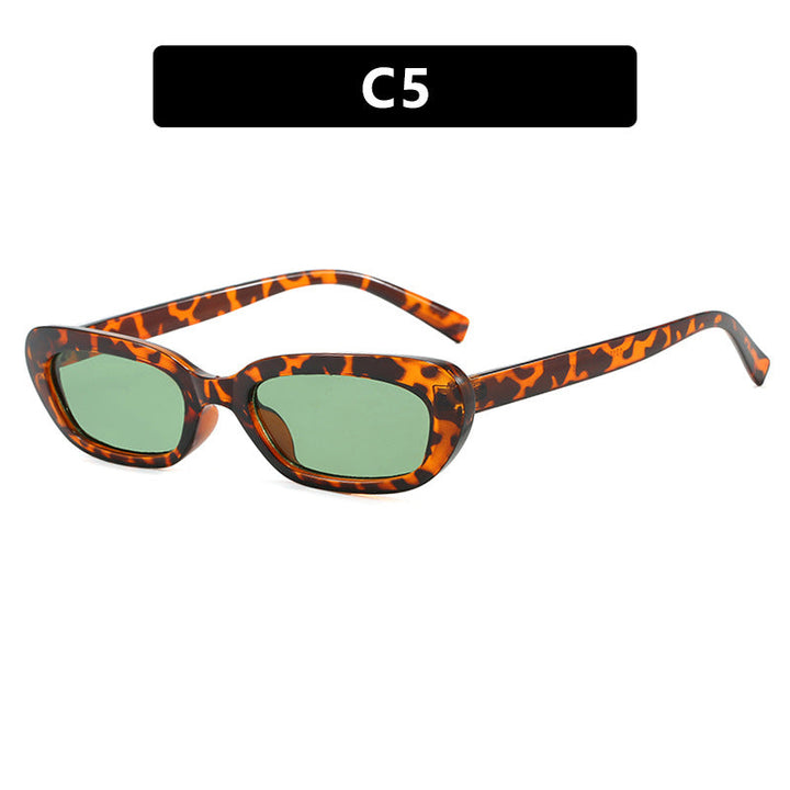 Women's trendy cat-eye sunglasses with transparent plastic frame and UV protection Kalsten