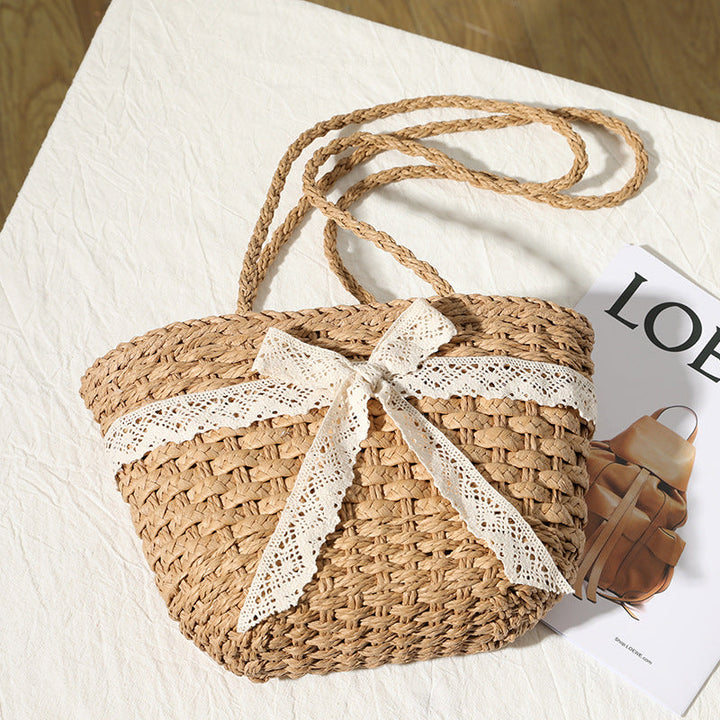 Elegant basket bag with decorative lace ribbon Kalsten