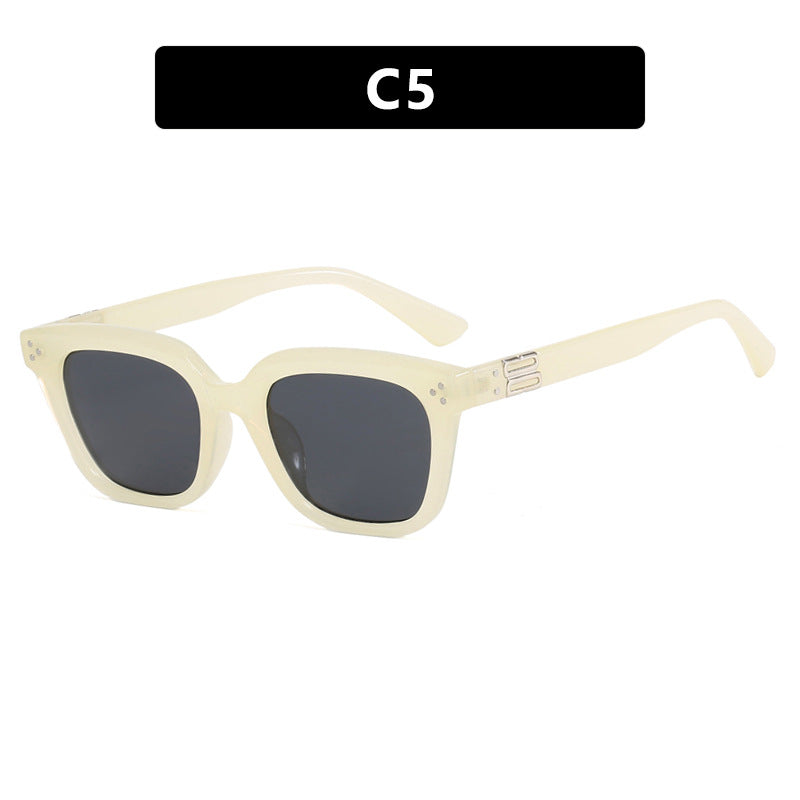 Women's fashionable square sunglasses with stylish frame and brown lenses Kalsten