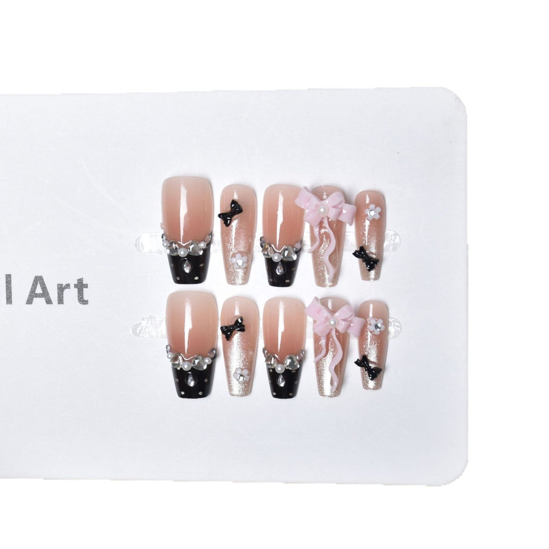 Elegant Decorative Press-On Nail Art Set Kalsten