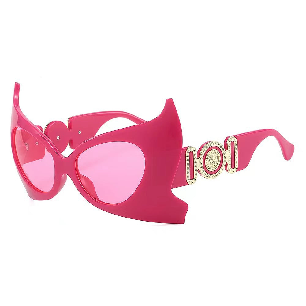 Women Extravagant Sunglasses Frame with Eye-Catching Details Kalsten