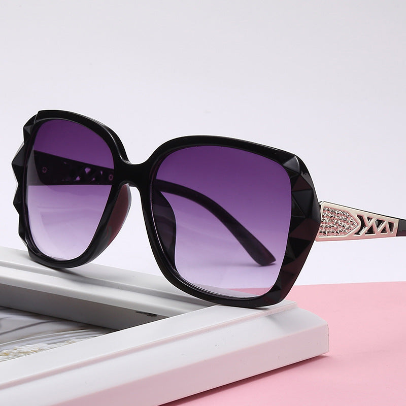 Women's Sunglasses in luxurious glamour style Brehn