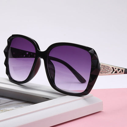 Women's Sunglasses in luxurious glamour style Brehn