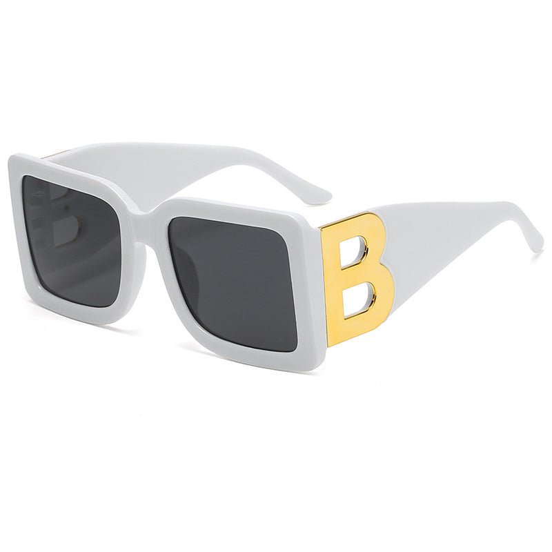 Women Oversized Sunglasses with Decorative Frame Kalsten