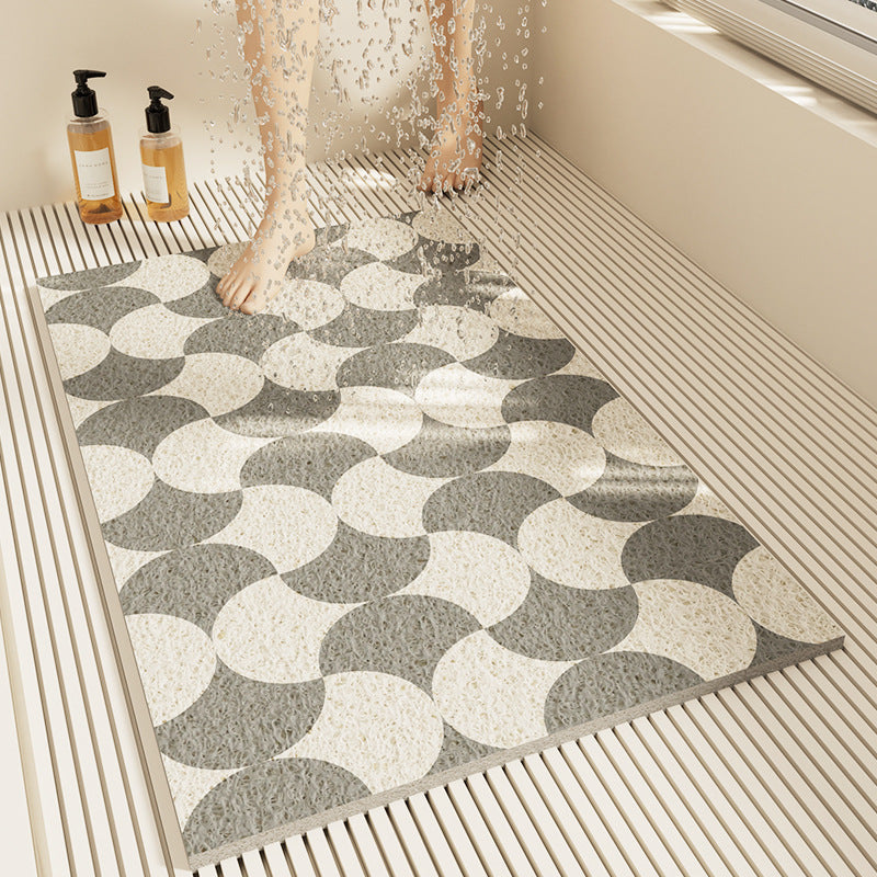Slip-Resistant Geometric Bath Mat Kalsten