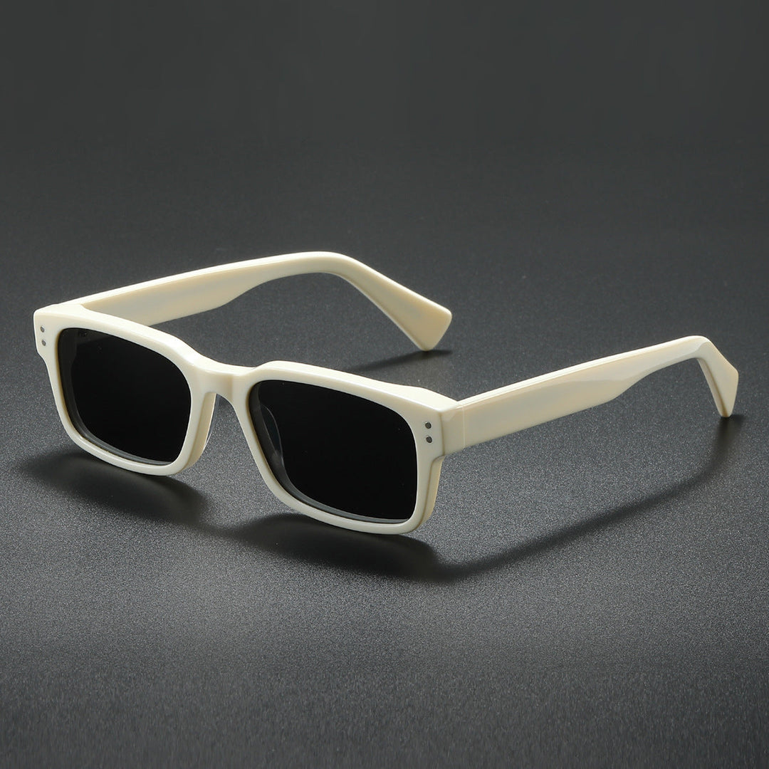 Women's sunglasses in modern, minimalist design Kalsten