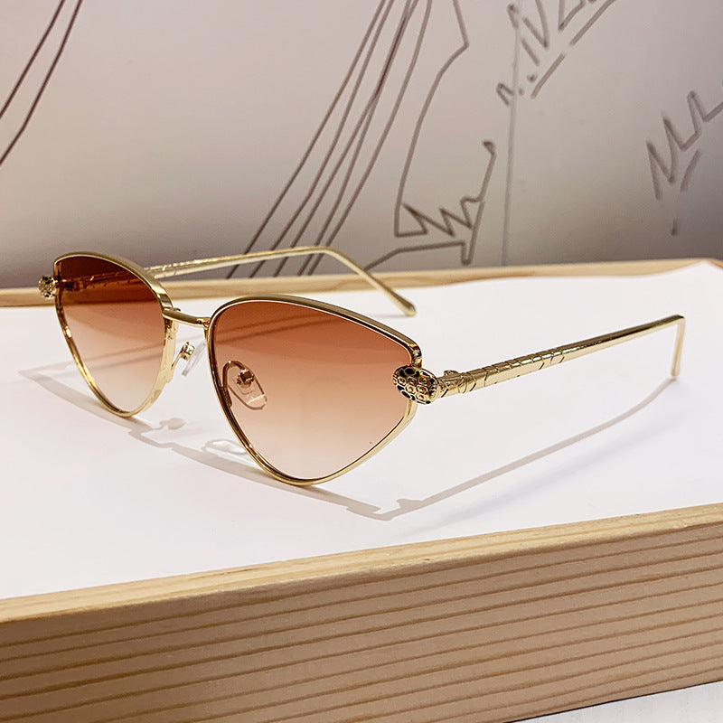 Ladies Designer Sunglasses with Chic Cat Eye Design and Luxurious Frame Kalsten