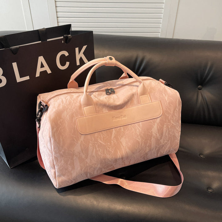Sporty Travel Bag With Stylish Folding Design Kalsten