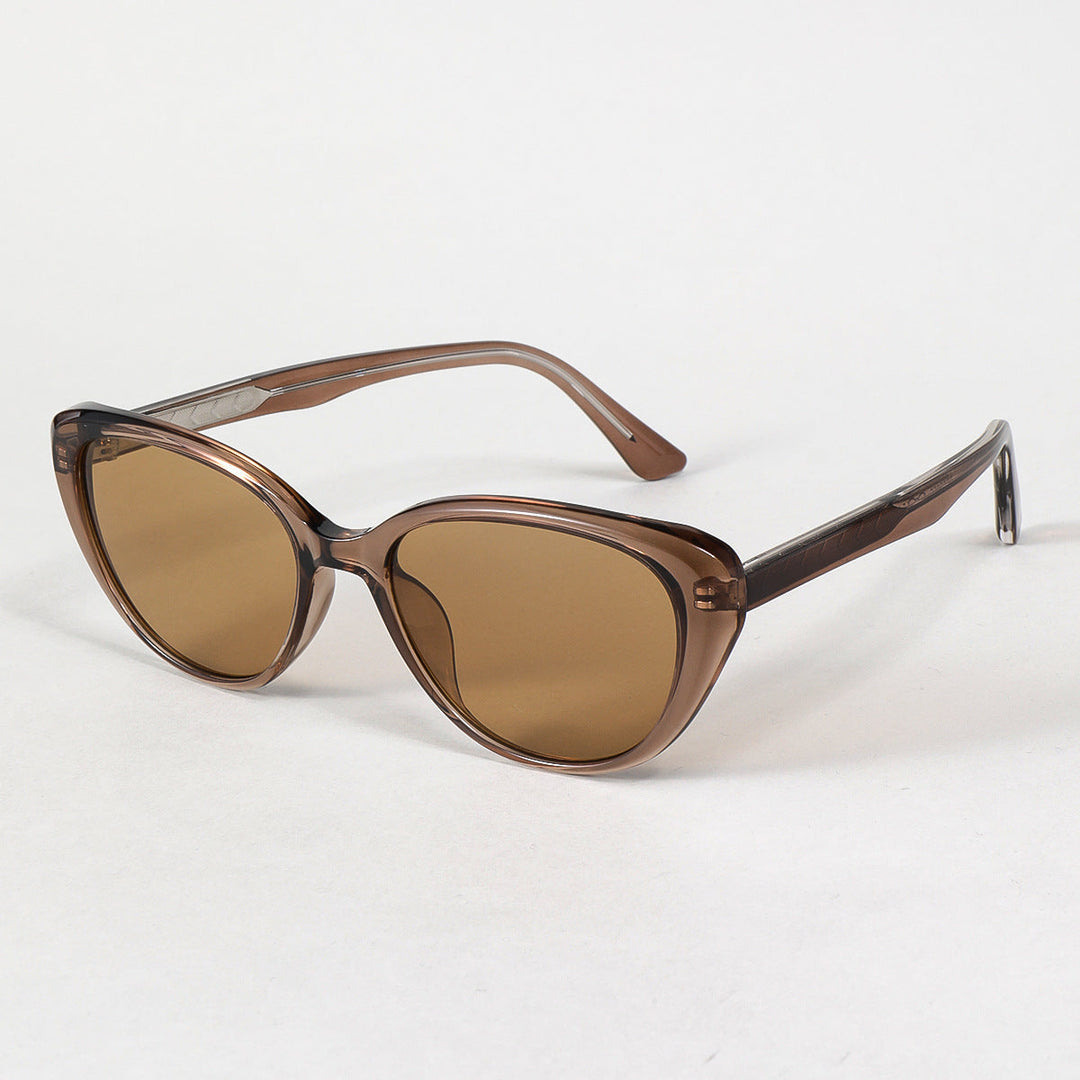 Ladies modern sunglasses with classic swing Kalsten