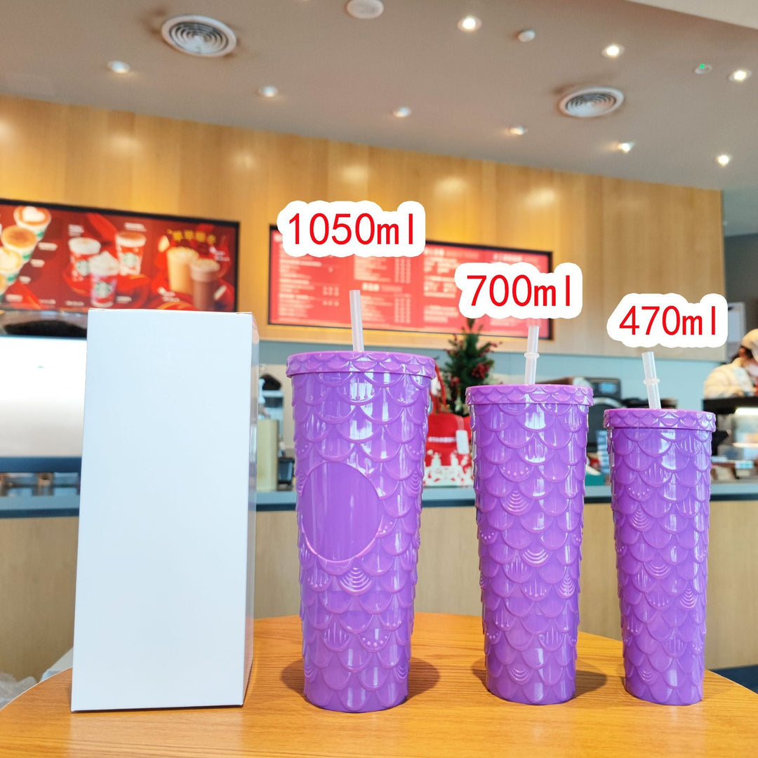 Ladies trendy drinking cups in wave pattern Kalsten
