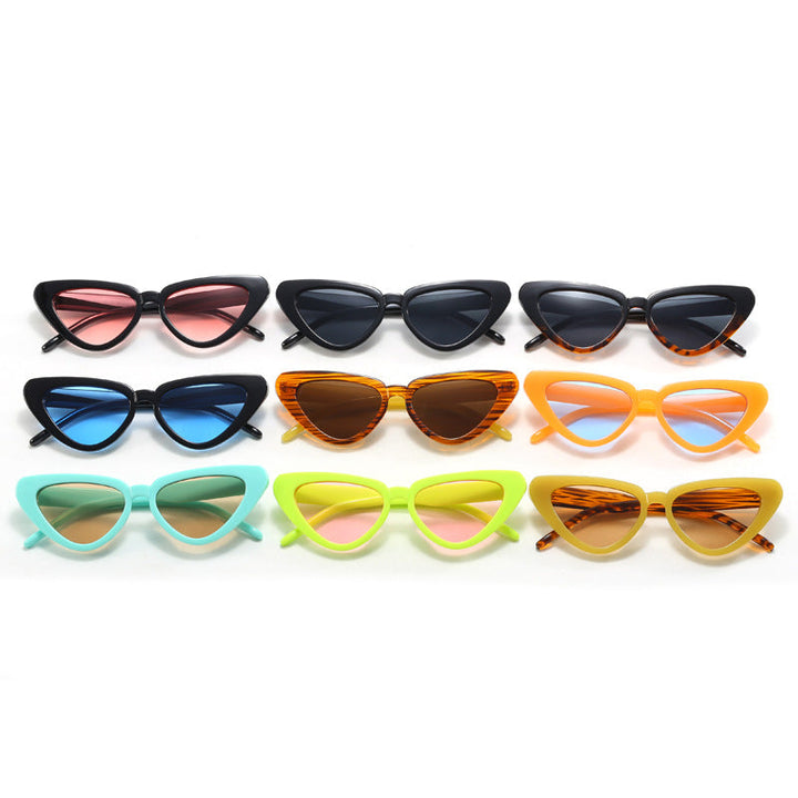 Ladies stylish Cat-Eye sunglasses with striking design Kalsten