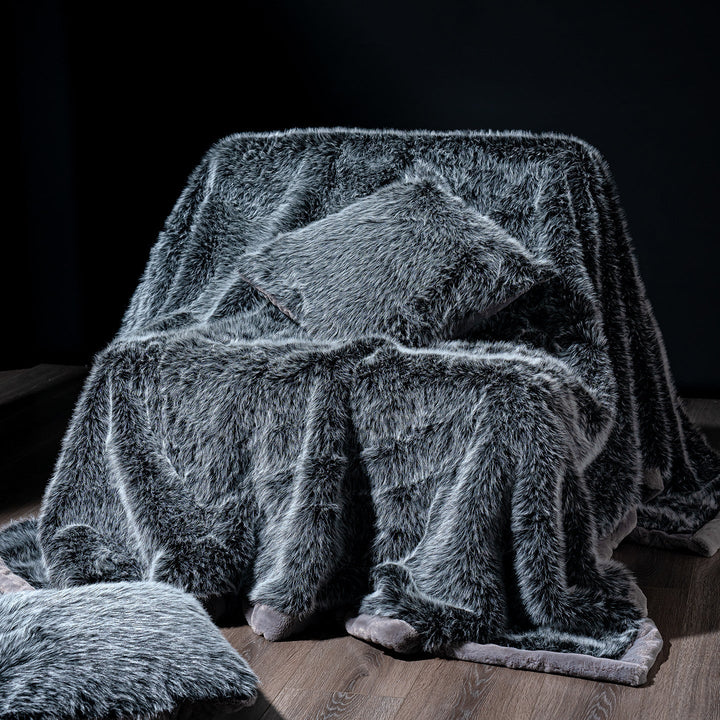 Luxurious Faux Fur Throw Blanket Kalsten 1787118668