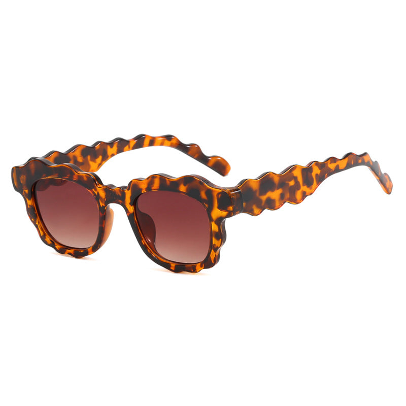 Women’s fashionable sunglasses with wavy frame Kalsten