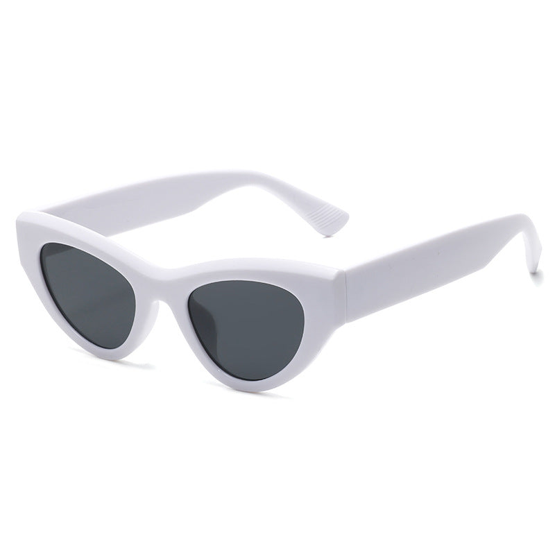 Women’s fashionable sunglasses in trendy cat-eye style Kalsten