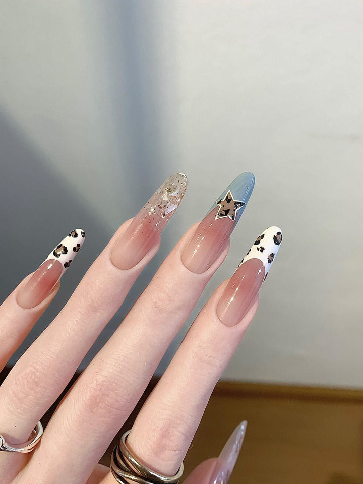 Artificial nails with creative glitter effect and animal design Kalsten